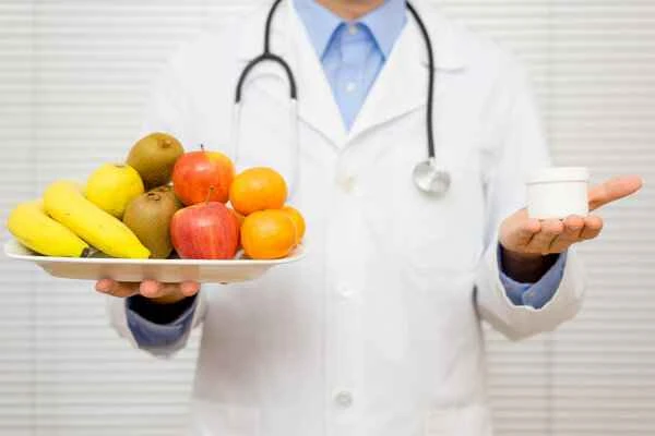 Can I eat fish maw after intestinal polyp surgery?