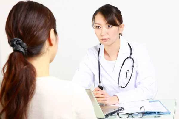 How often should hyperplastic intestinal polyps be checked?